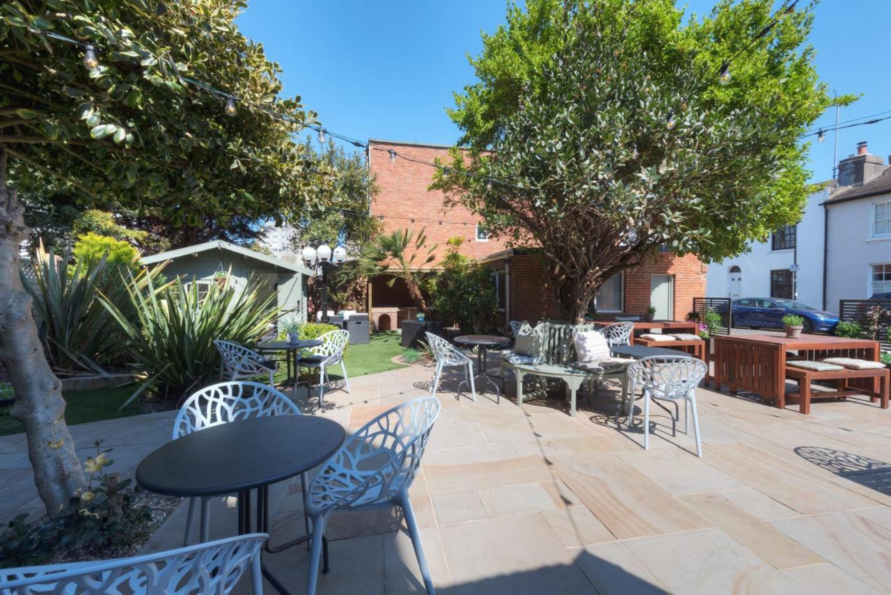Florence Gardens Boutique Hotel And Restaurant Портсмут Екстер'єр фото