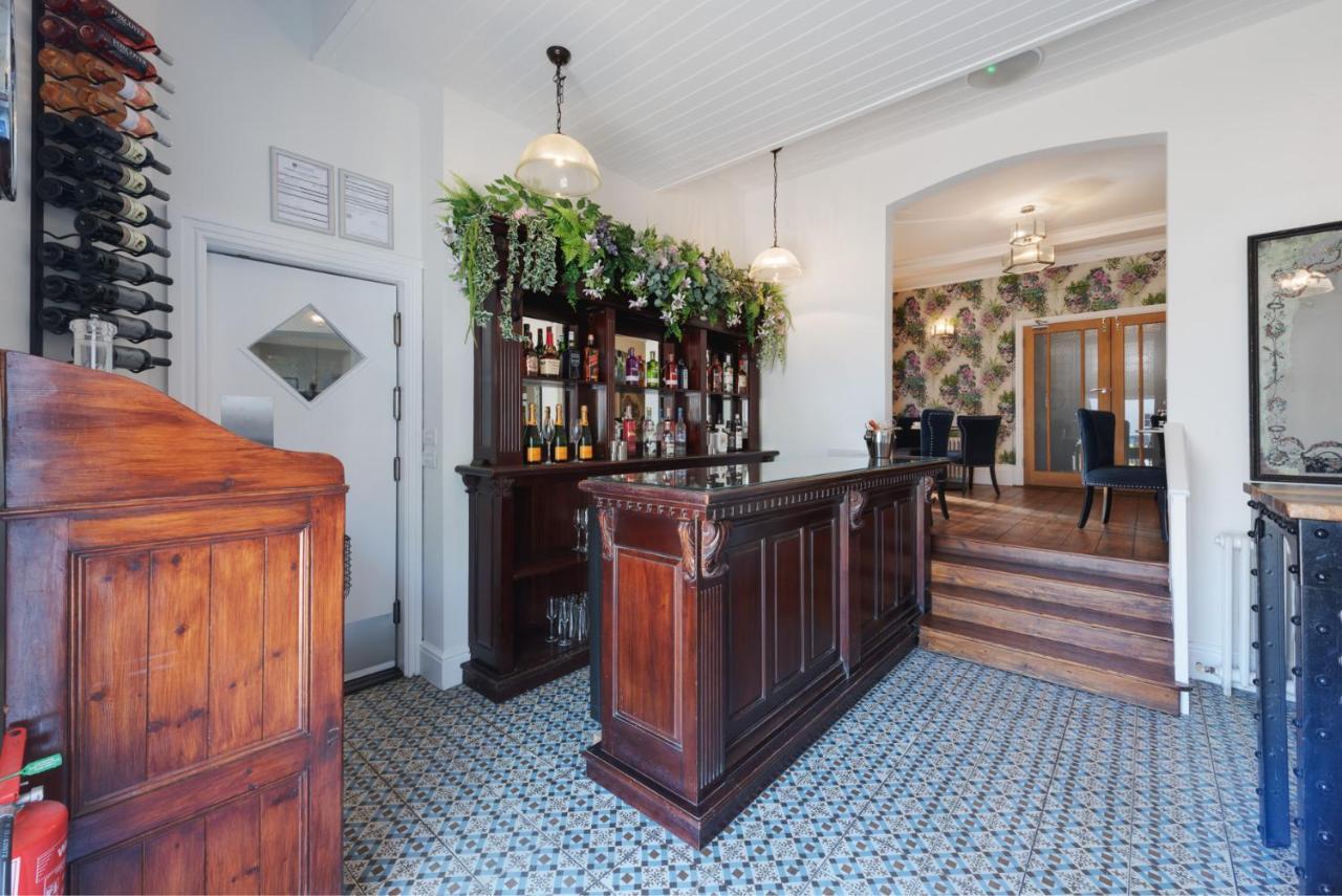 Florence Gardens Boutique Hotel And Restaurant Портсмут Екстер'єр фото