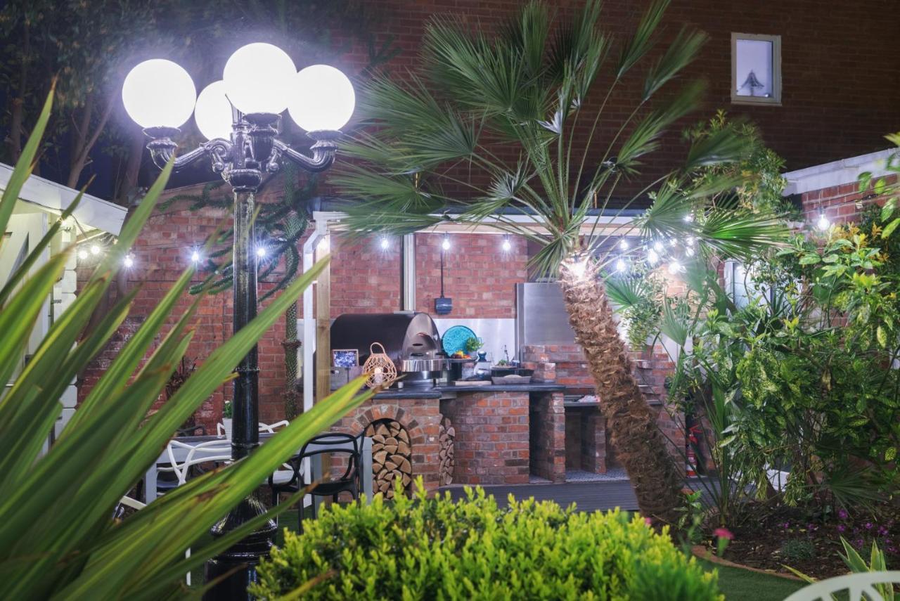 Florence Gardens Boutique Hotel And Restaurant Портсмут Екстер'єр фото